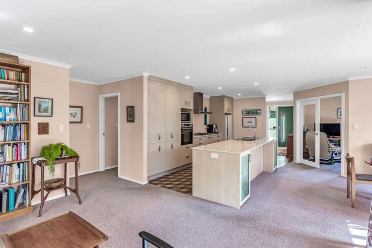 82 Waipunahau Road Waikanae_19
