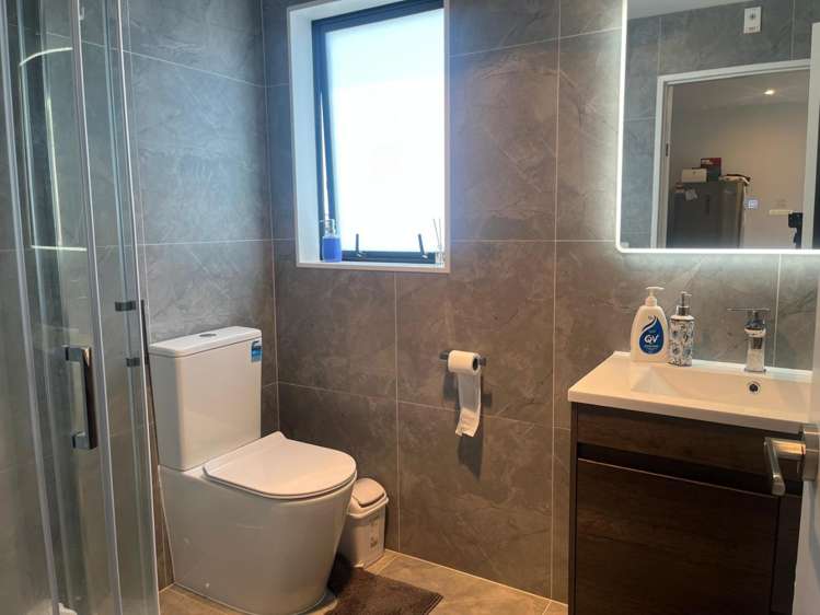 2A/23 Flat Bush School Road 10673_5