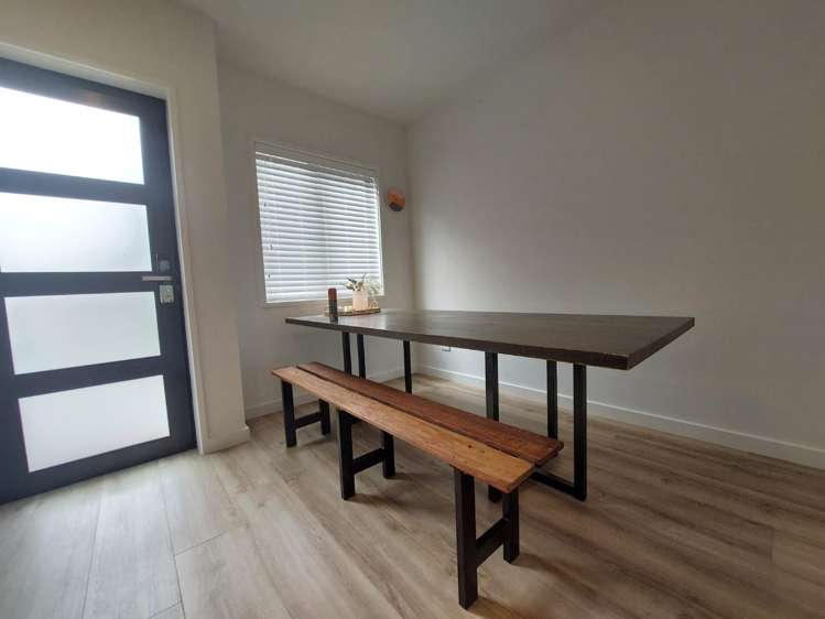 7 Tamora Lane 10016_1