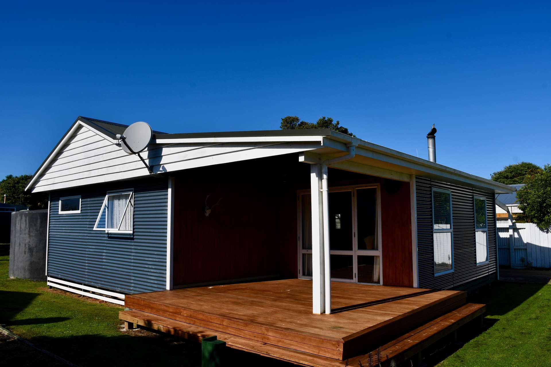 10 Hunter Street Karamea_0