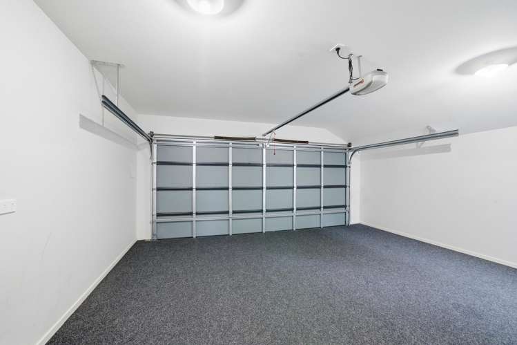 2B Gilbert Place Sydenham_16