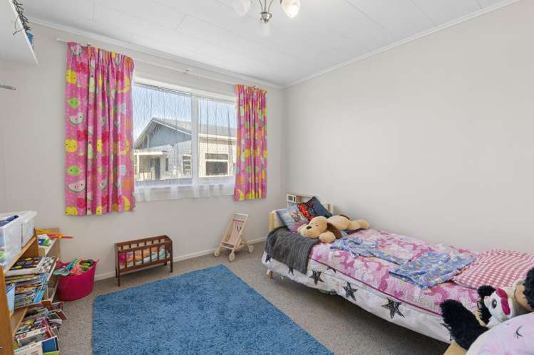 186 Russell Road Huntly_13