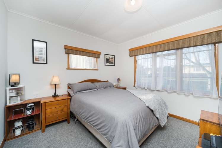 4 Simon Street Feilding_11
