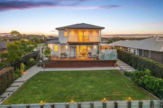 Luxury, Space & Views in the Heart of Riverhead