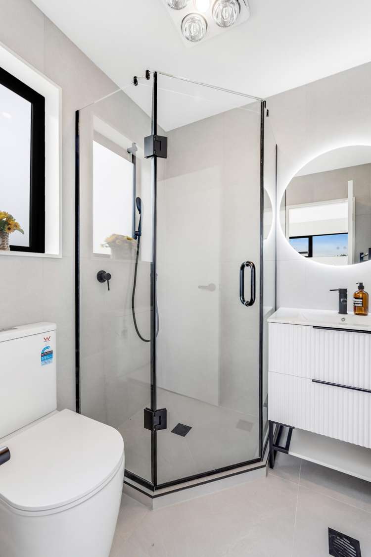 32 Toetoe Street Westgate_16