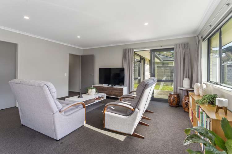 16 Tradewinds Drive Whitby_2