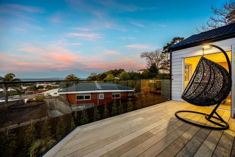 3/3 Galaxy Drive Mairangi Bay_16