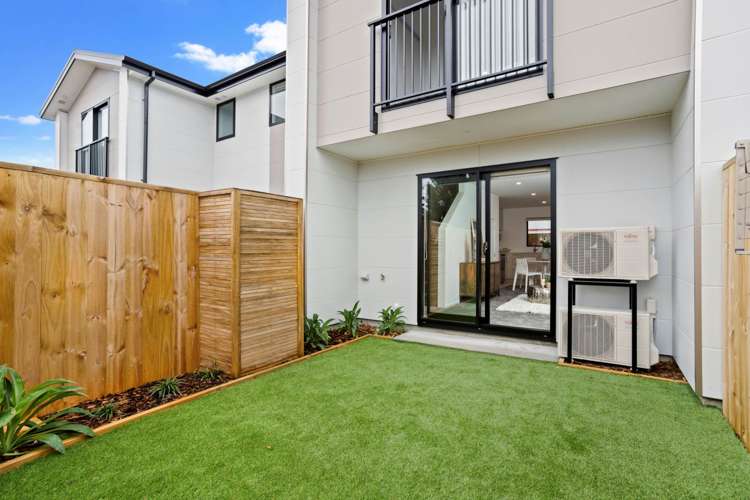 8/137 Tirimoana Road Te Atatu South_10