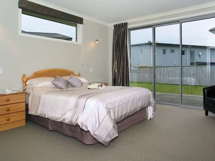 24 Kahurangi Heights Aotea_13