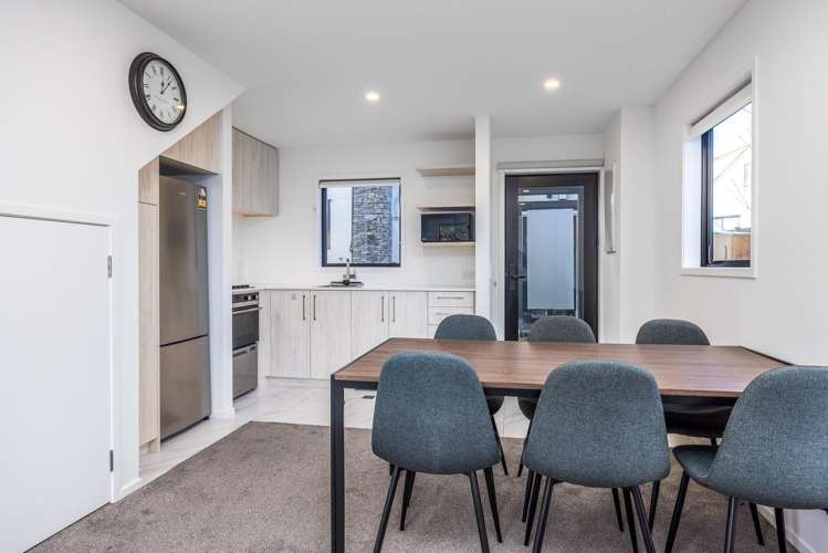 11/10 Fathom Place Te Atatu Peninsula_5