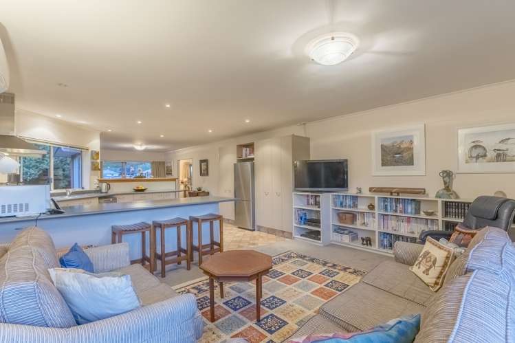 9 Lorna Irene Drive Raumati South_7