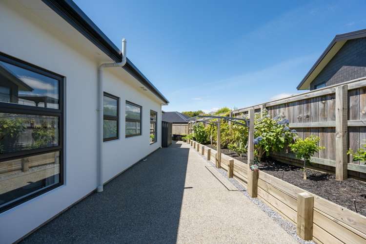 68 Katania Heights Brightwater_18