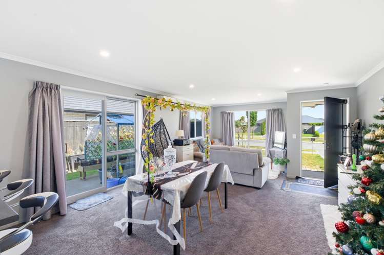 18 Northmoor Boulevard Rolleston_3