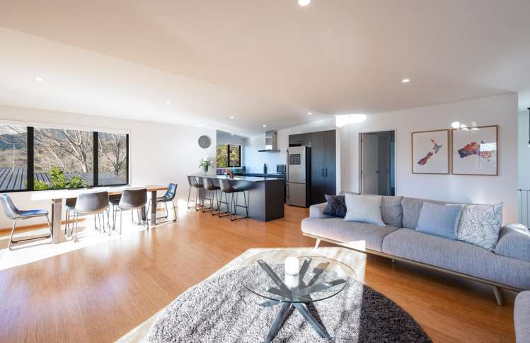 8 Calamaras Street Enner Glynn_9
