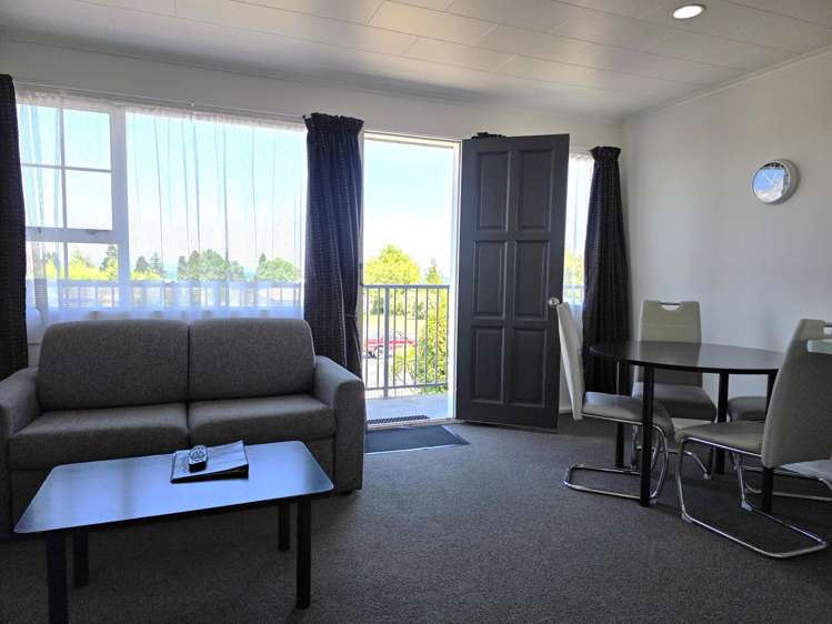 2/102 Tamamutu Street Central_8