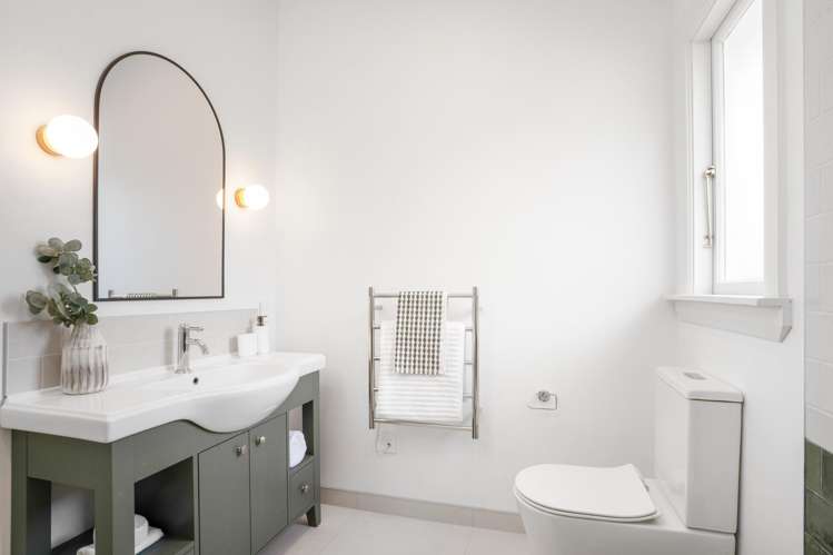 64 Corson Avenue Beckenham_20