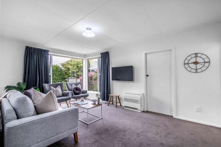 82 Saturn Street Strathern_1