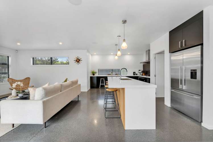 109 Liberty Crescent Beachlands_10