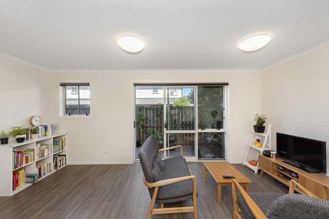 2 Chiefs Court 1074_2