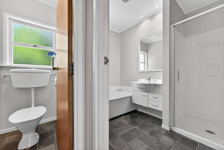 98 Eban Avenue Hillcrest_13