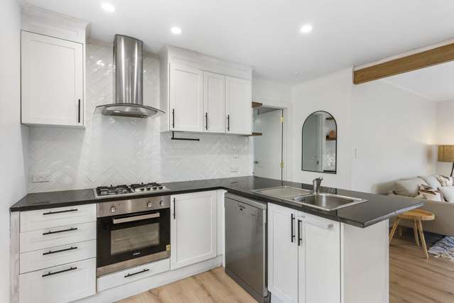 55A Eskdale Road Birkdale_4