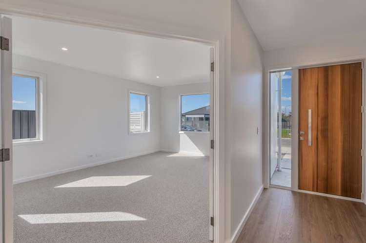 17 Arihi Crescent Frimley_18