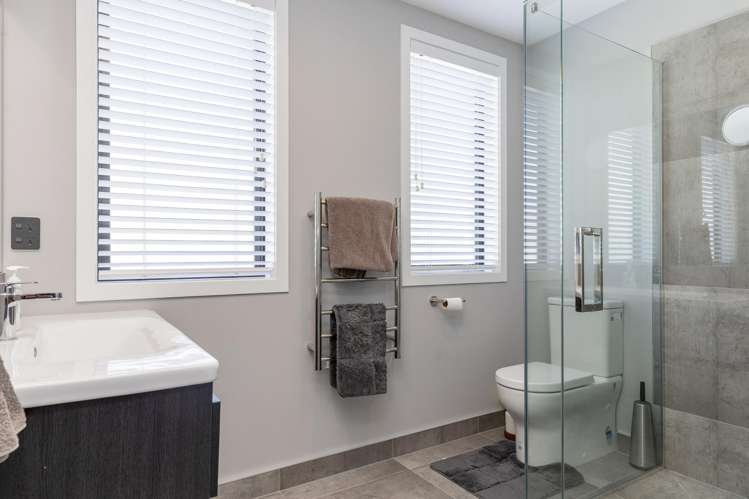 26 Bastille Court Rangatira Park_19