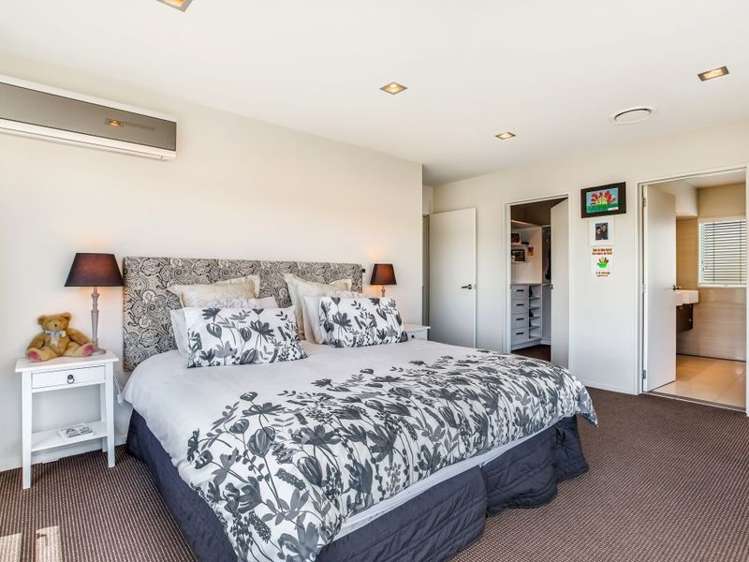 28 Stranraer Crescent Wattle Downs_26