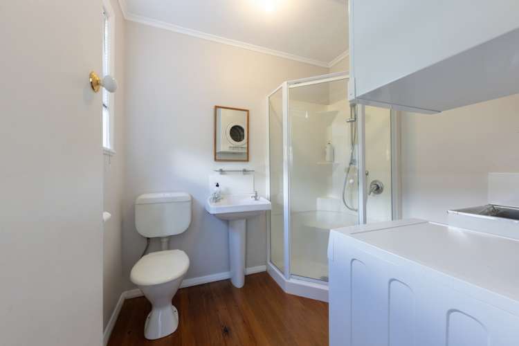 18 Rewi Road Royal Oak_15