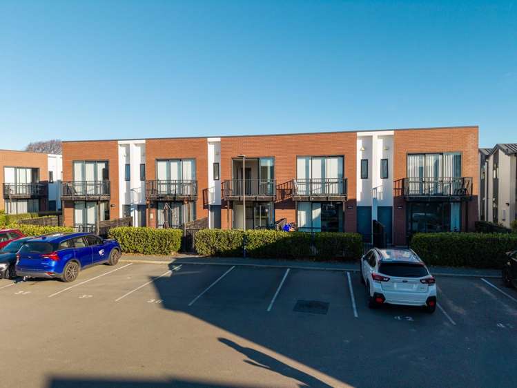 37/10 Buffon Street Waltham_25