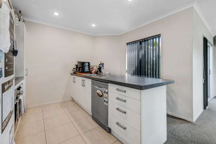 1 Puarangi Lane Stanmore Bay_4