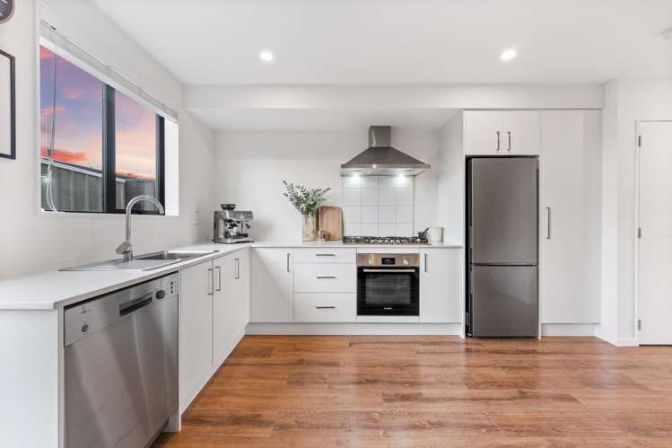 26 Hiki Street Hobsonville_5