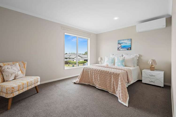 5 Iwinuku Crescent Wattle Downs_17