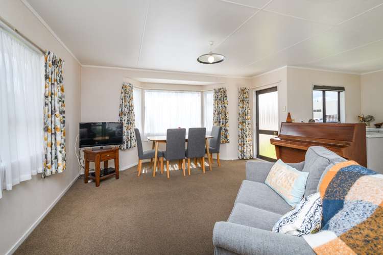 46 Weld Street Feilding_17