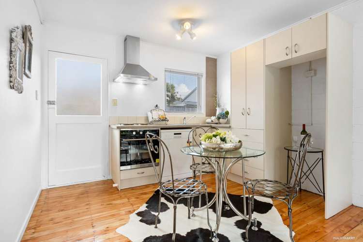 2/9 Mountain Road Mount Wellington_3