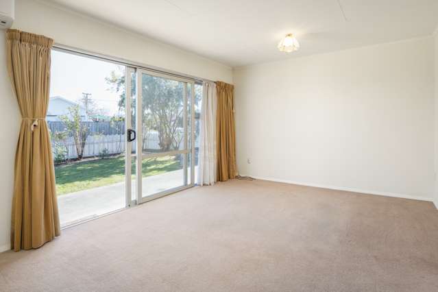 2/138 Budge Street Riversdale_1