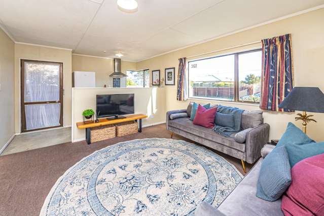 12c Cornwall Road Springvale_1
