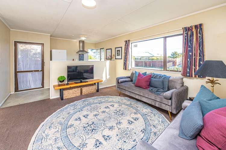 12c Cornwall Road Springvale_1