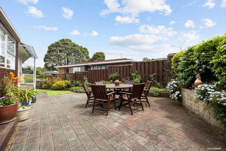 16 Kurnell Drive Botany Downs_5