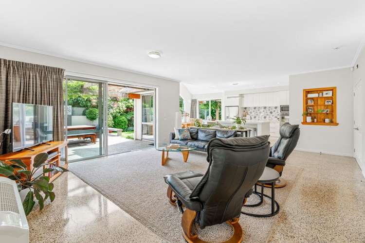 2 Railway Lane Outram_13