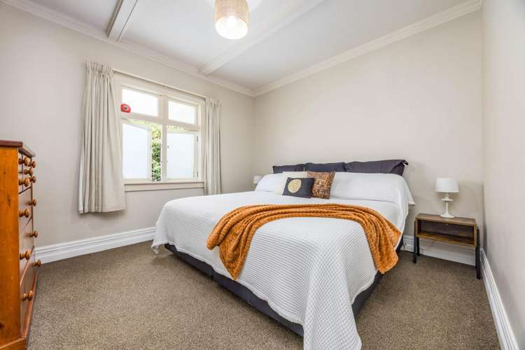 8 Craigbank Avenue New Lynn_7