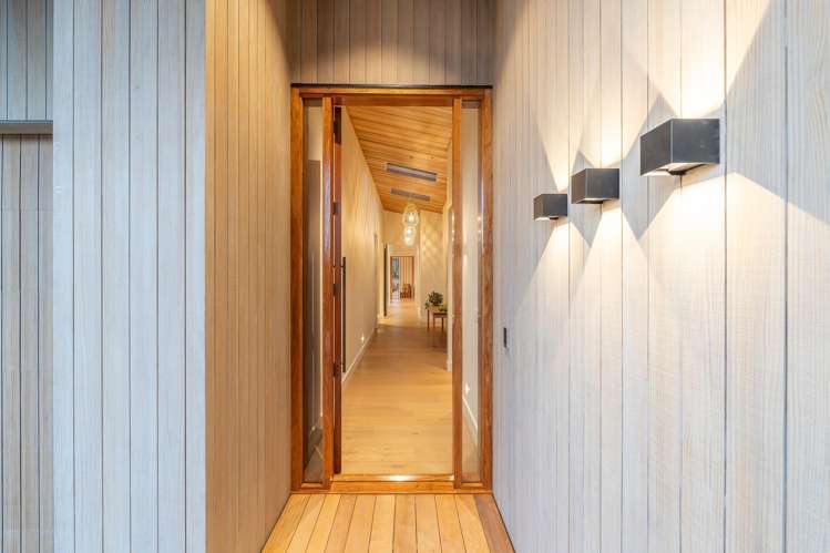 148 Monument Road_5