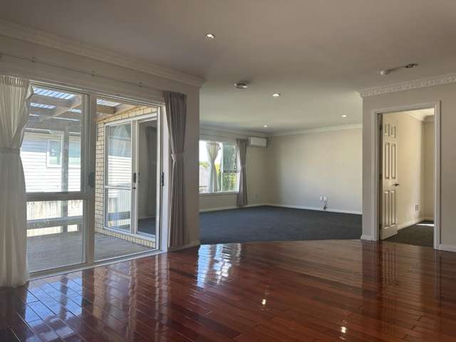 6 Beggs Way Flat Bush_1