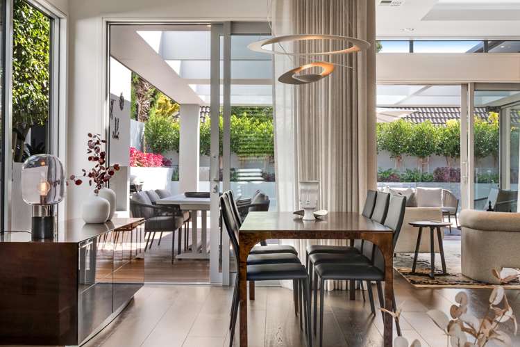 8 Oceania Place Mellons Bay_8