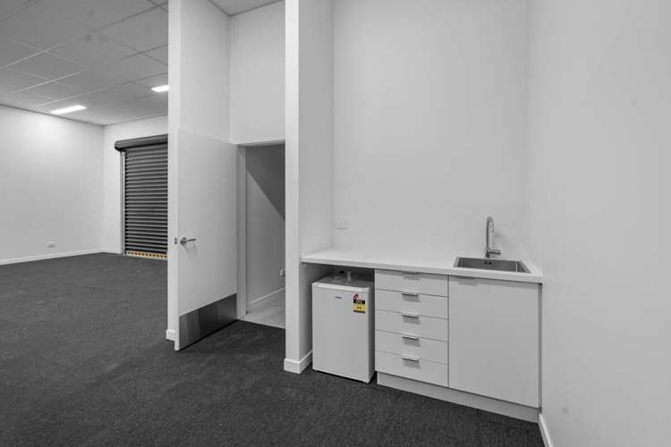 196-200 East Street Ashburton_9