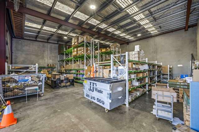 25C Airborne Road Rosedale_2