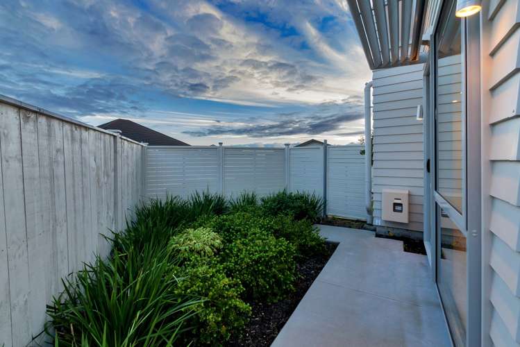 3 Costa Viva Crescent Karaka_18