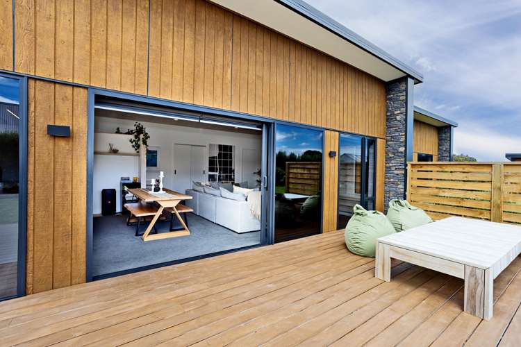 22 Glenda Place Seaward Bush_23