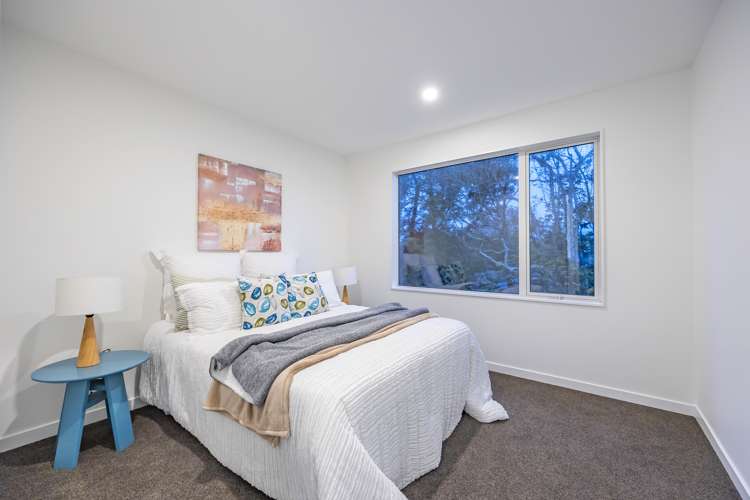 76B Glenmore Road Sunnyhills_10