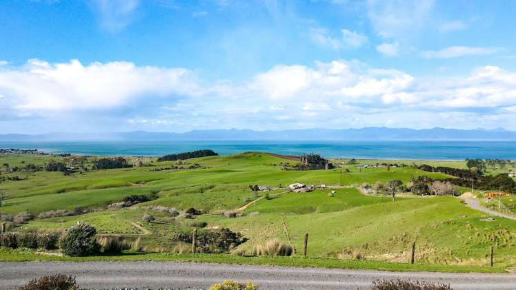 591D East Coast Road Kaiaua_9